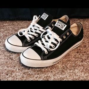 Black converse