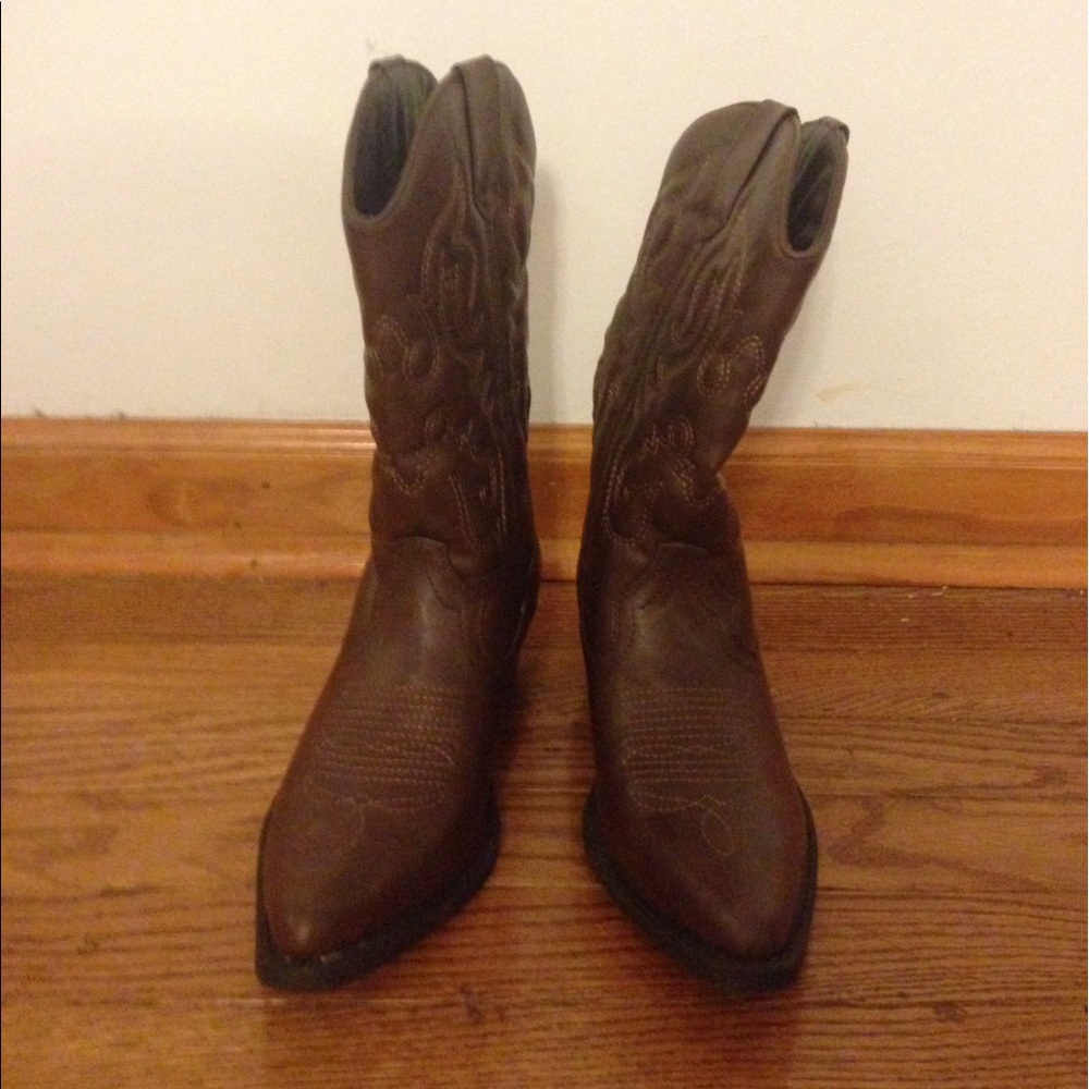 steve madden girl brown cowboy boots 6.5