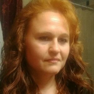 Meet your Posher, Nora