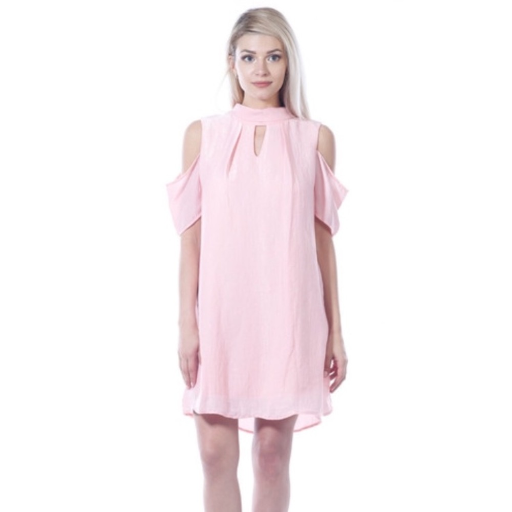 1 HR SALE!! Pale pink off shoulder dress