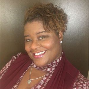 Meet your Posher, Sharonda