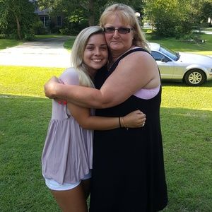 Meet your Posher, Becky