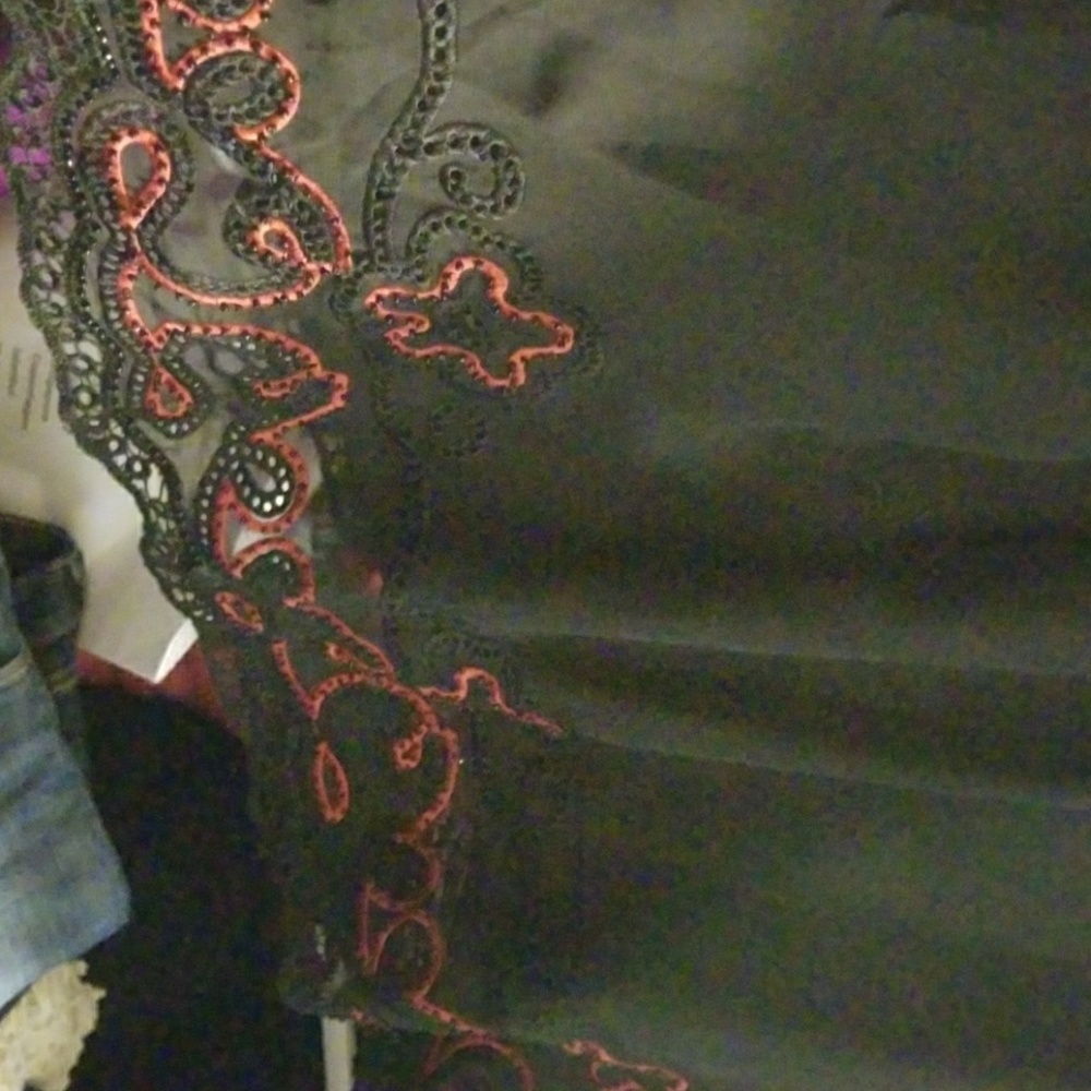 Blouse - Picture 3 of 3