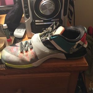 Nike size 12 tennis  shoes