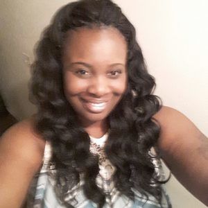 Meet your Posher, Monica