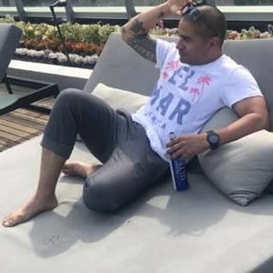 Meet your Posher, Robert