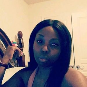 Meet your Posher, Rhodiane