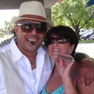 Meet your Posher, Claudia