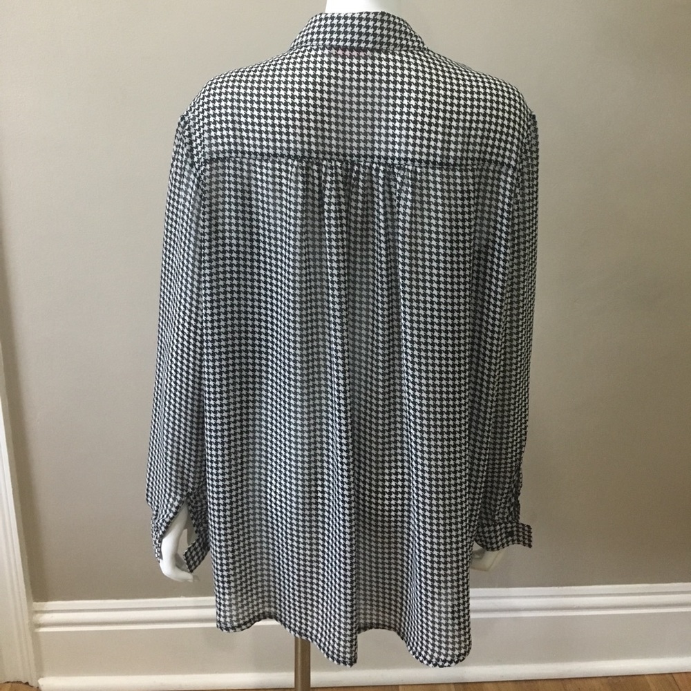 Supre houndstooth shirt