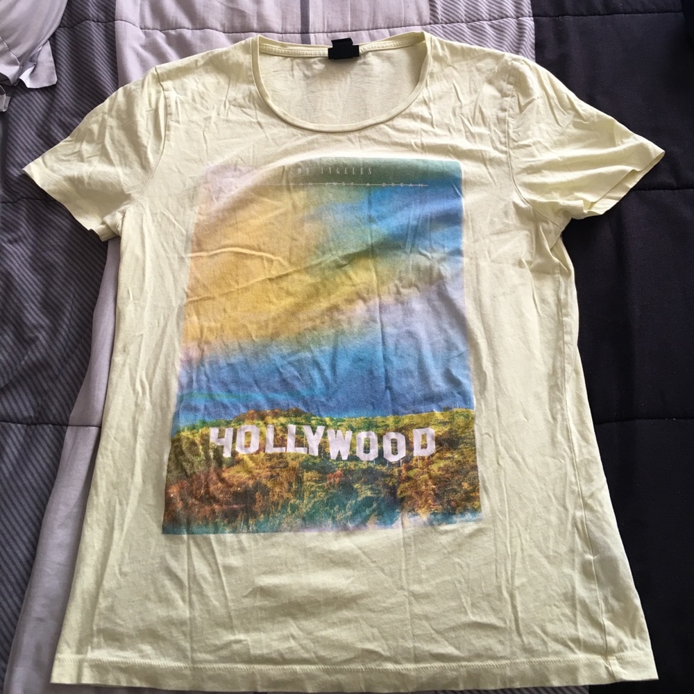 H&M t-shirts