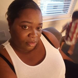 Meet your Posher, Guinda