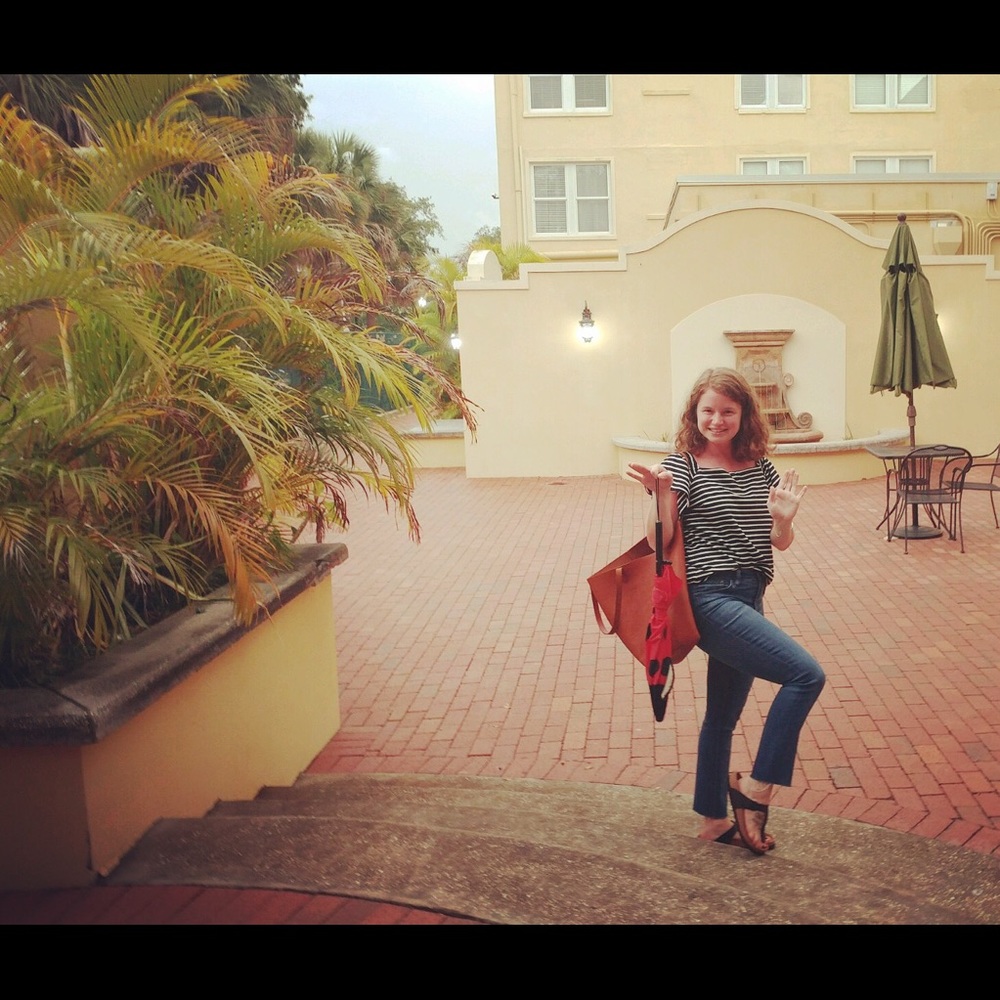 Meet your Posher, Lauren