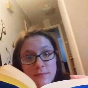 Meet your Posher, Kaylie