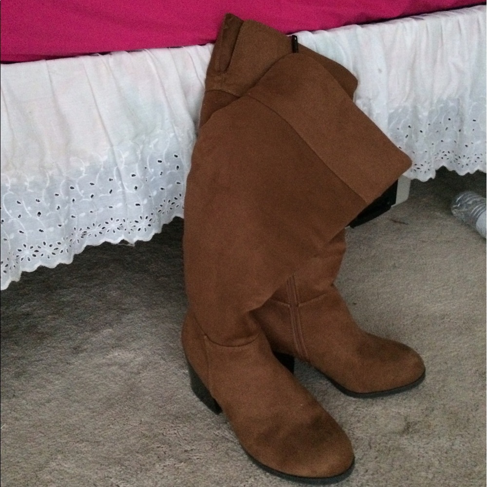 faux suede tall boots by Brash 9.5 WIDE CALF