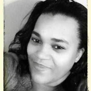 Meet your Posher, Elaine