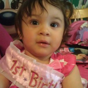 Meet your Posher, Yolyane