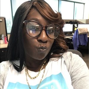 Meet your Posher, Jasmin