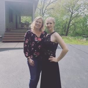 Meet your Posher, Olivia