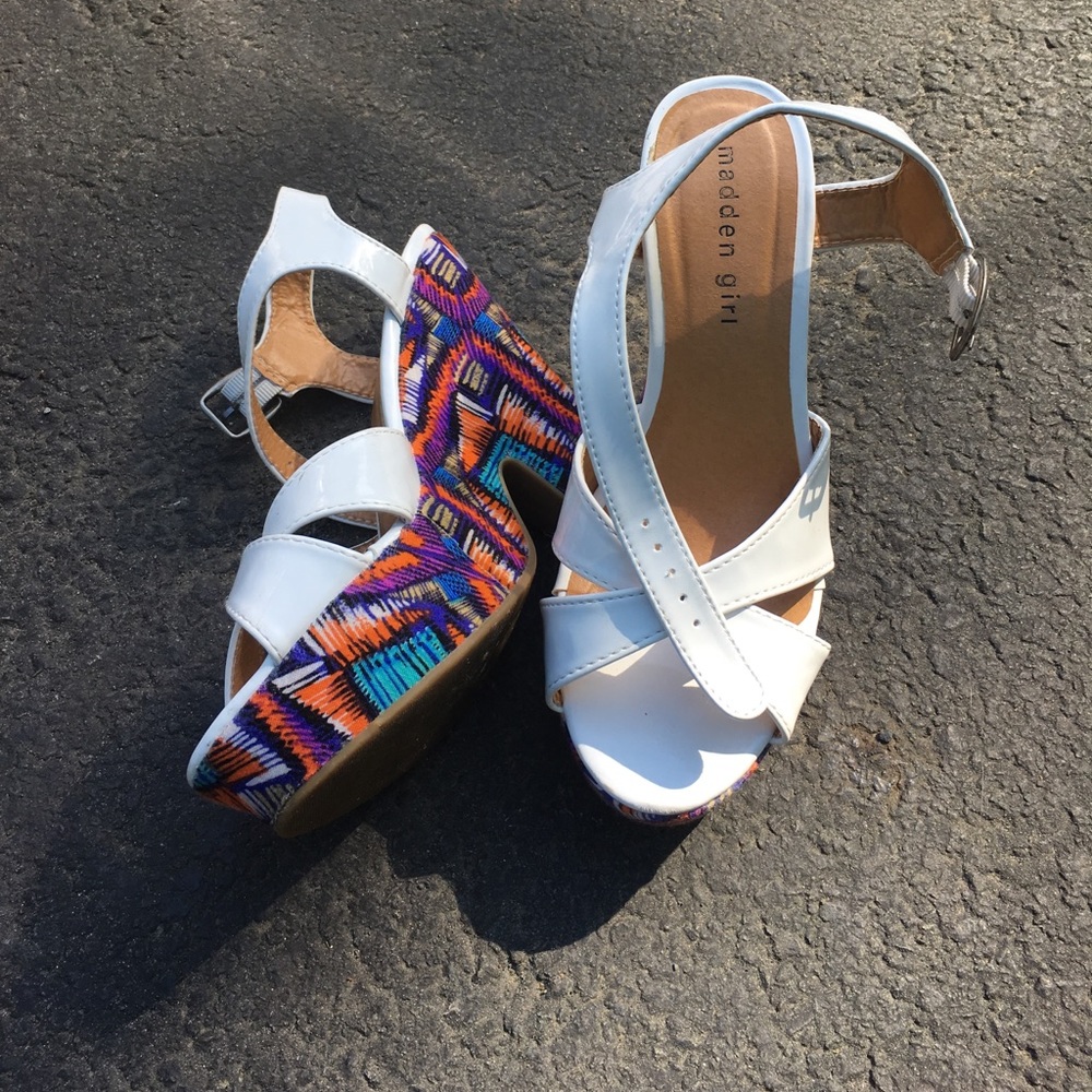 Madden girl colorful wedges