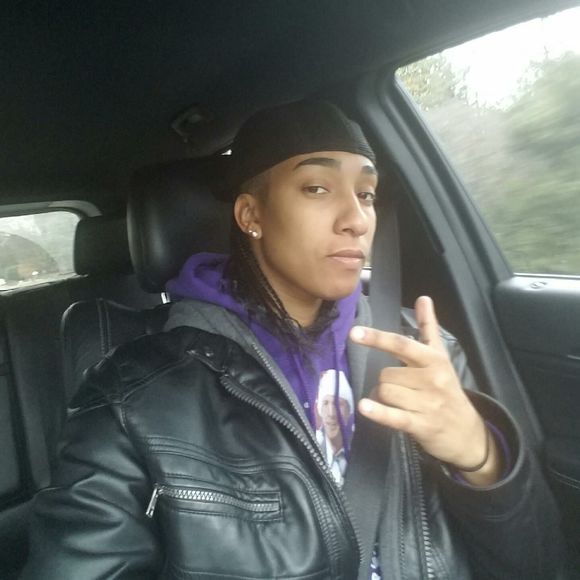 Meet your Posher, Jen - Picture 1 of 1