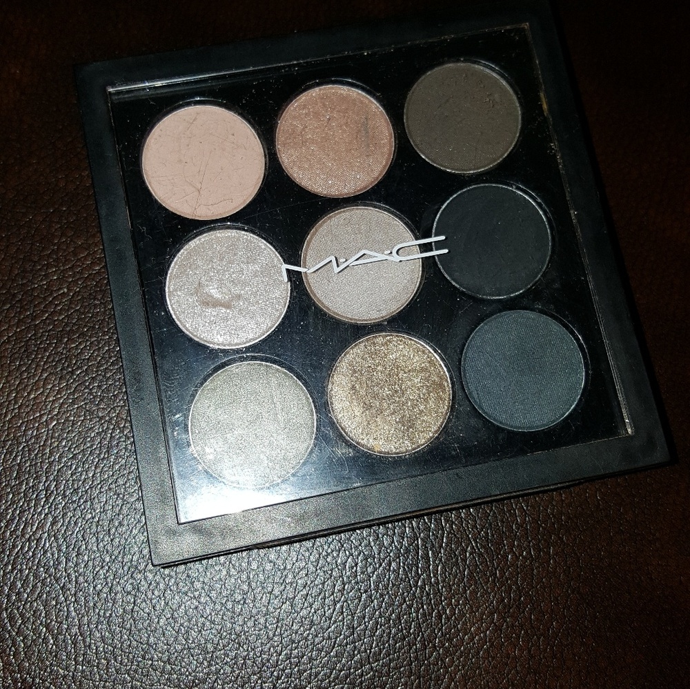 Mac eyeshadow palette