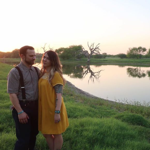 Meet your Posher, Ashley - Picture 2 of 2