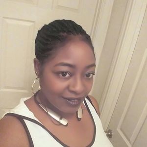 Meet your Posher, Tiffany