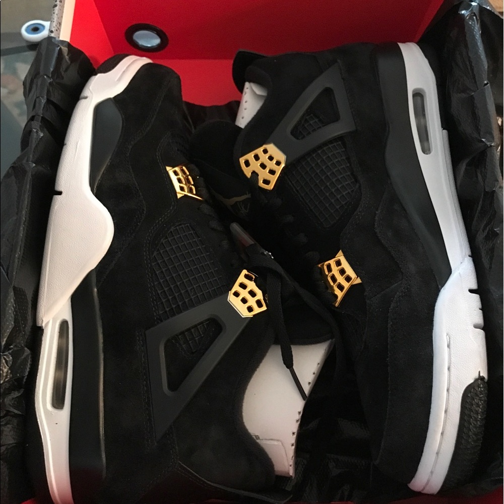 Men's sz 11 Brand New Jordan Retro 4