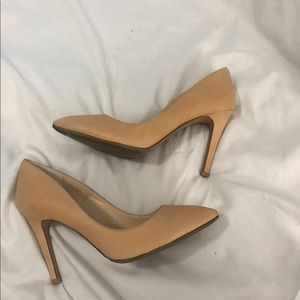 Size 11 Nude Jessica Simpson heel