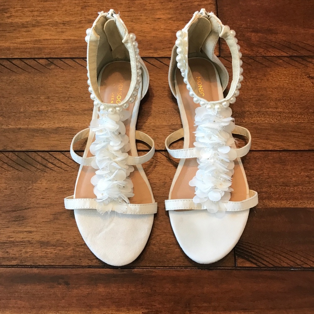 Girls off-white sandals