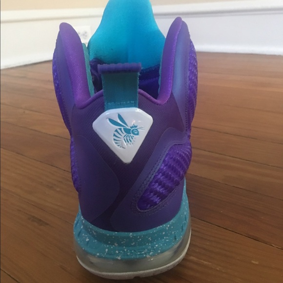 Nike Lebron 9 Lake Summit Hornets - Picture 3 of 4