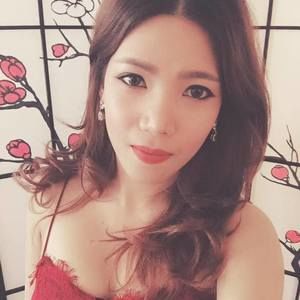 Meet your Posher, Pimchanok