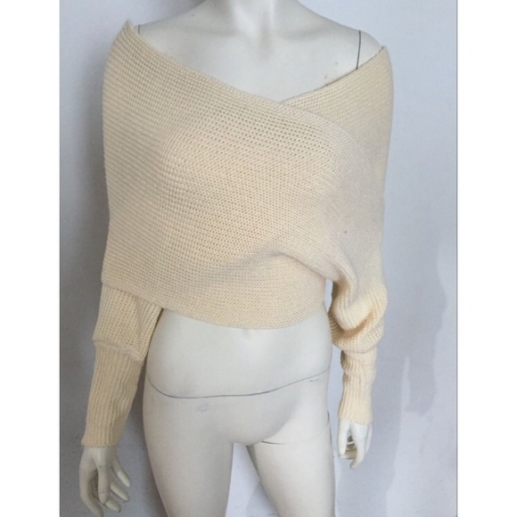 NEW Wrap Sweater - also, scarf with sleeves - Picture 2 of 3