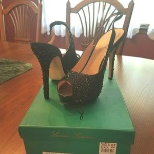 Gorgeous Sling Back Pumps