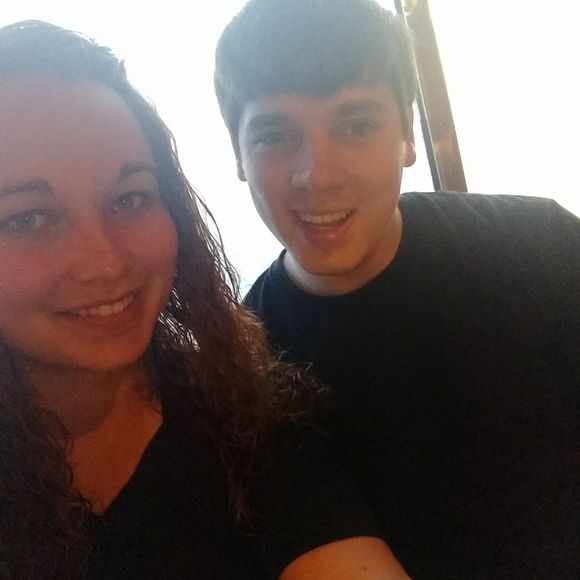 Meet your Posher, Salena - Picture 1 of 1