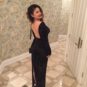 Meet your Posher, Lina