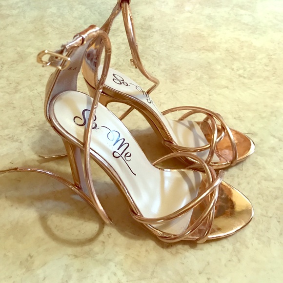 Size 5.5 rose gold heels - Picture 4 of 6