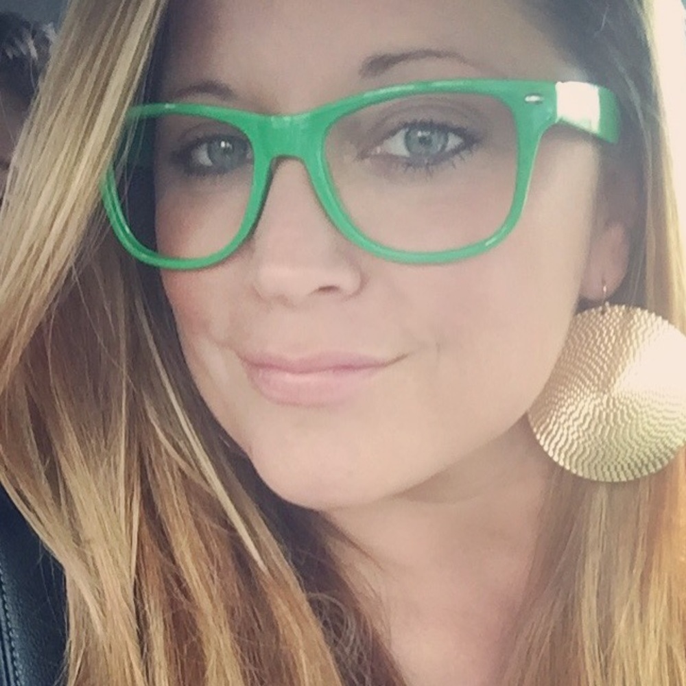 Meet your Posher, Nikki