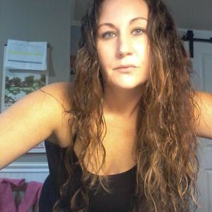 Meet your Posher, Carrie