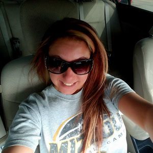Meet your Posher, Daniela