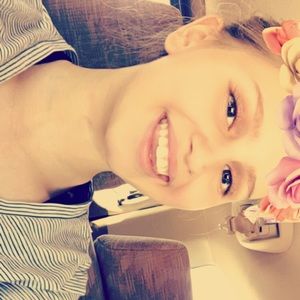 Meet your Posher, Eden