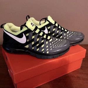 Men's Fingertrap Air Max size 11