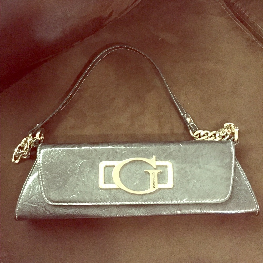 Guess Clutch