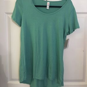 NWT LuLaRoe Classic T
