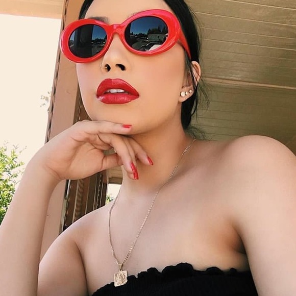 📸"Retro Babe" Round Oval Aviator Sunglasses - Picture 3 of 7