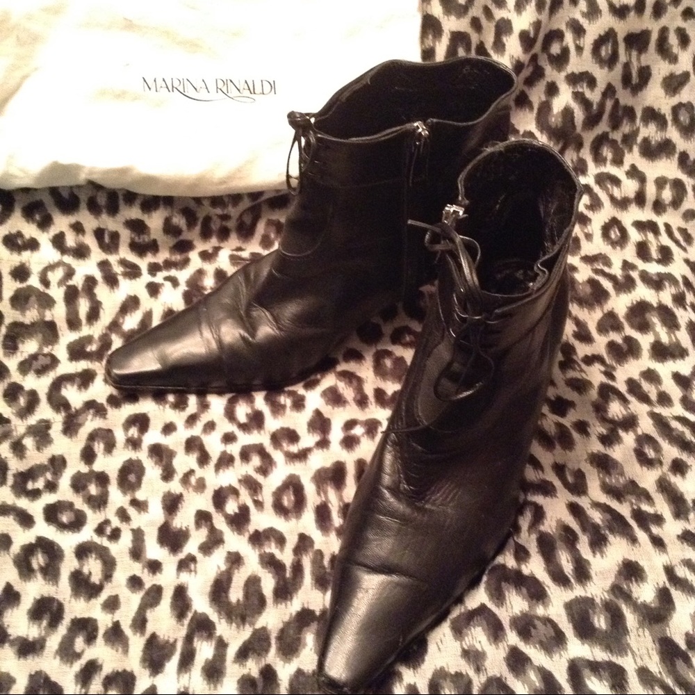 Vintage 90's Marina Rinaldi leather ankle boots