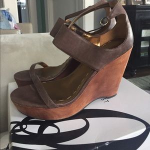Nine West brown Wedge