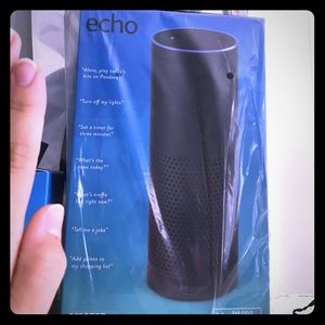 Amazon echo and power adapter (21 W)