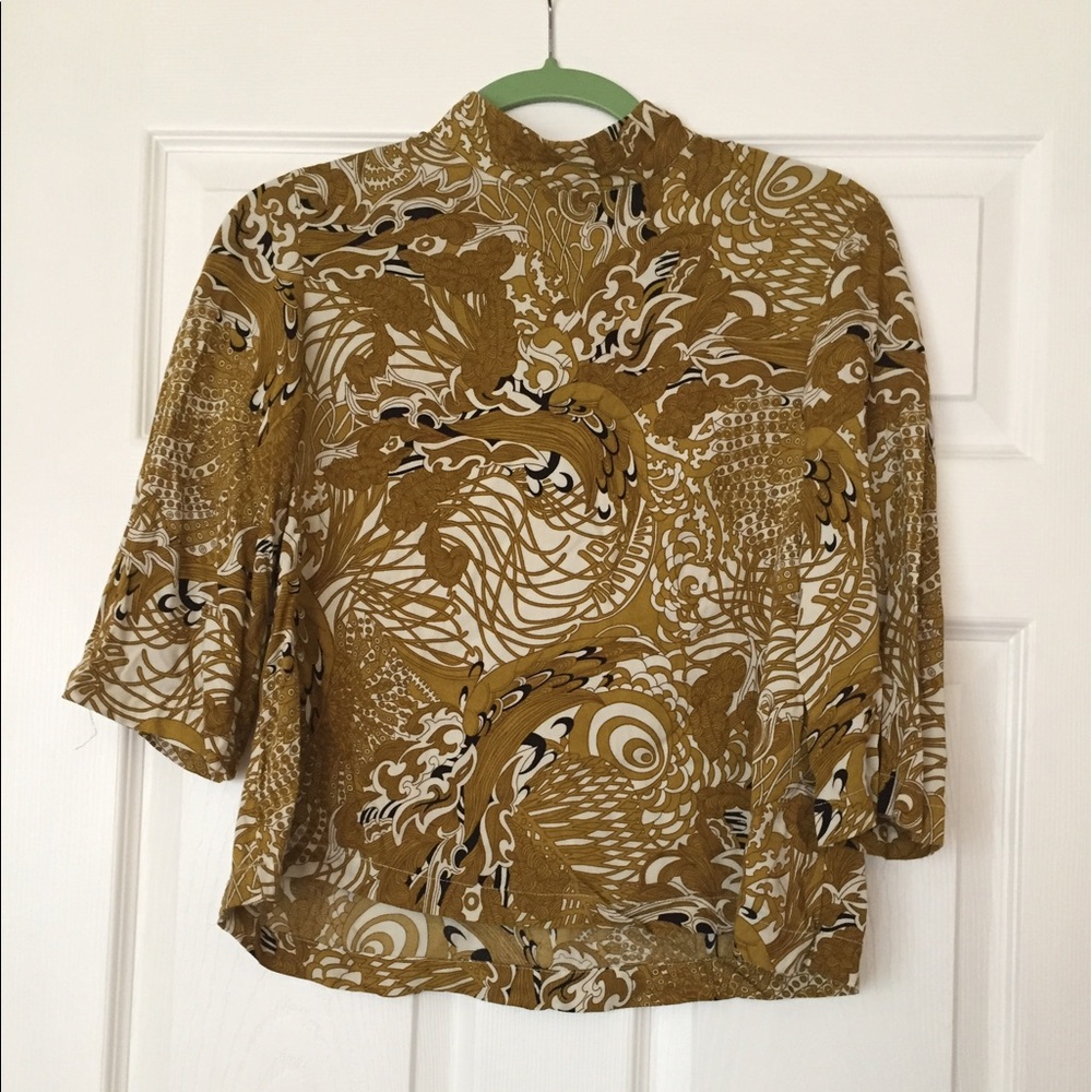 Cropped Patterned Shirt