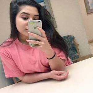 Meet your Posher, Adrianna